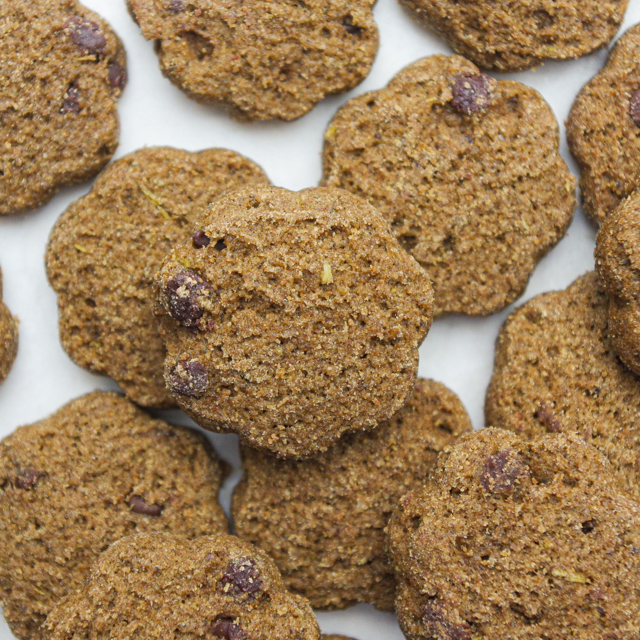 Pfefferminz & Lichterglanz – Bio Dinkel Vollkornkekse mit Zartbitterschokolade und Pfefferminze